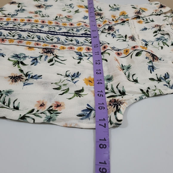 Lucky Brand Floral top - Picture 7 of 11